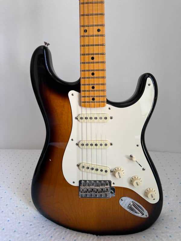 Fender Eric Johnson Stratocaster Maple Fingerboard 2018 - 2 Color Sunburst image 1