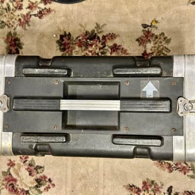 SKB 1SKB-R4U 4U Roto-Molded Rack Case 2010s - Black image 3
