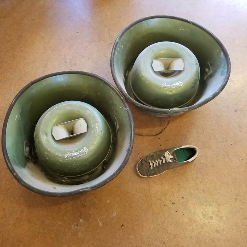 University Sound Insane barn find: Pair HUGE CLC Waterproof Speakers AlNiCo Hi-Fidelity 8 Ohm Drivers 25 Watt Horn 1960 Green image 1