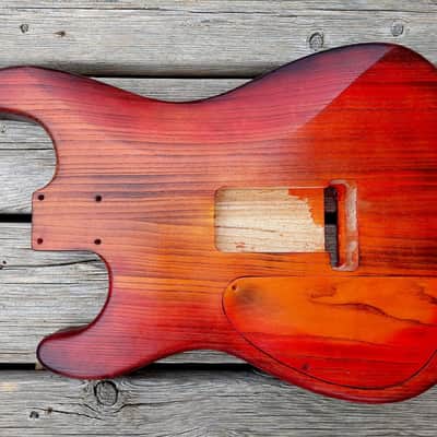 Stratocaster body, swamp ash, rear rout image 3