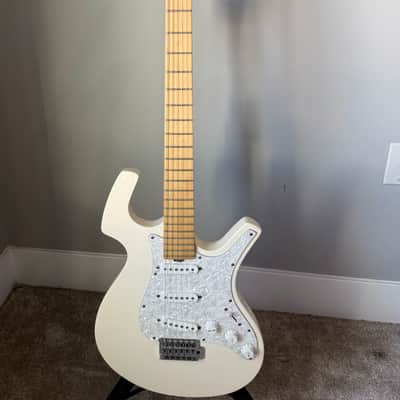 1999 Burny Japan Flying V LV-115KK L'Arc-en-Ciel Ken Signature