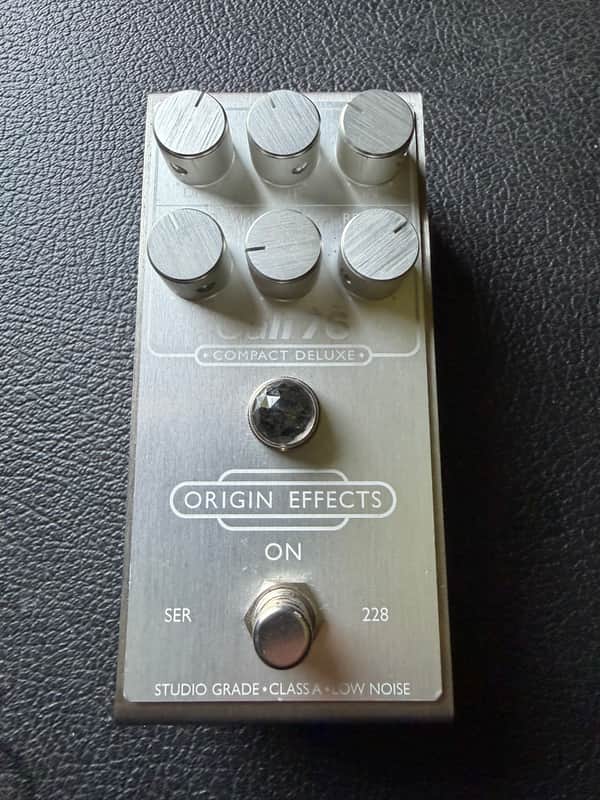 Origin Effects Cali76 Compact Deluxe Compressor Limited Edition - 10th Anniversary 2022 - Laser Engraved Silver image 1