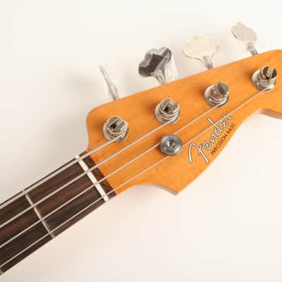 Fender Vintera II '60s Precision Bass Rosewood Fingerboard Olympic White MX24018624 image 4