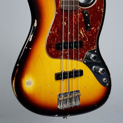 Fender Custom Shop 1962 Jazz Bass Relic 2023 - Three Tone Sunburst image 2