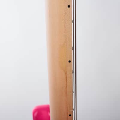 Kramer Focus VT-211S, Hot Pink | Demo image 10