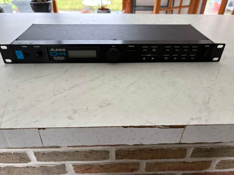 Alesis D4 Drum Module 1990s - Black image 1