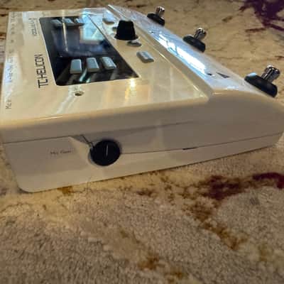 TC Helicon VoiceLive Play GTX 2012 - 2014 - White image 3