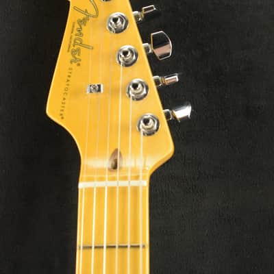 Fender American Professional II Stratocaster Left-Hand Olympic White Maple Fingerboard image 6