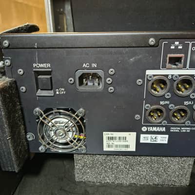 Yamaha Mixer Digitale Yamaha LS9-32 con Flight Case 2011 image 6