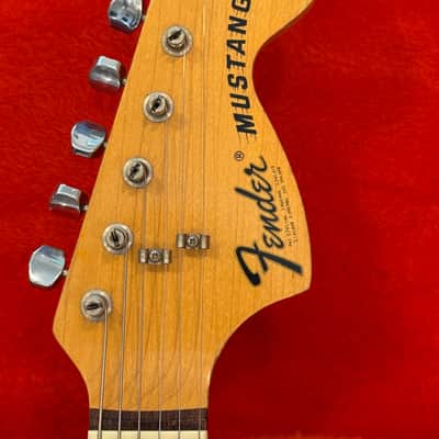 Fender Mustang Guitar with Rosewood Fretboard 1975 - 1978 - Blonde image 2