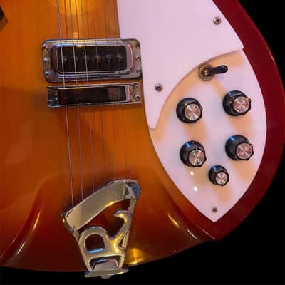 Rickenbacker Rickenbacker 330 E-Gitarre Baujahr 1991 Fire Glow 1991 - Fire Glow image 6