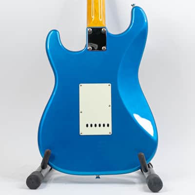 Fender MIJ 2017 Stratocaster in Lake Placid Blue – Minty Clean Classic, Ready to Rip image 14