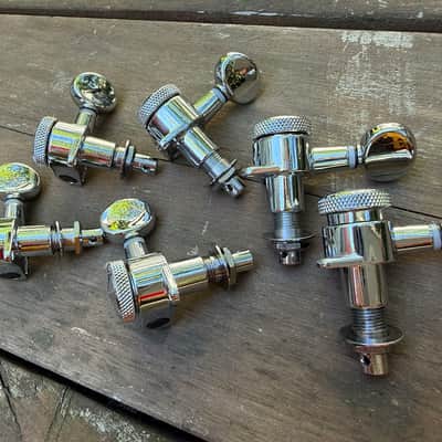 Reverend 6 In Line Locking Tuners, pin-lock image 5