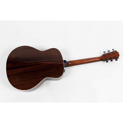 Taylor GT 811e Grand Theater Acoustic-Electric Guitar Regular Natural image 2