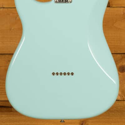 Fender Tom DeLonge Stratocaster - Rosewood - Daphne Blue *B-Stock* image 4