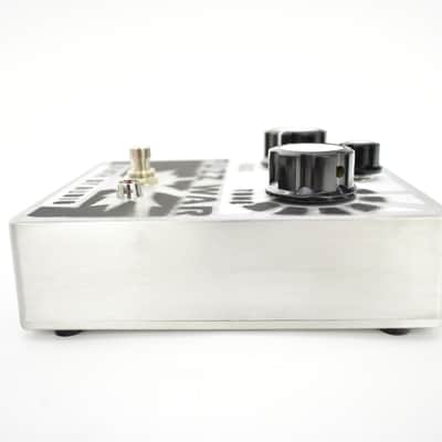 Death By Audio Fuzz War 2022 Blacked Out Bild 3