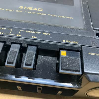 MARANTZ PMD221 PORTABLE MONO CASSETTE RECORDER- MAKE OFFER! image 4