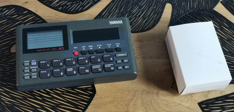 Yamaha SU10 image 1