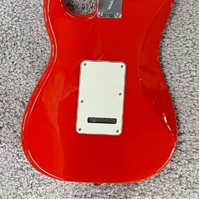 Fender Player II Stratocaster, Rosewood Fingerboard, Coral Red Finish  - MIM image 2