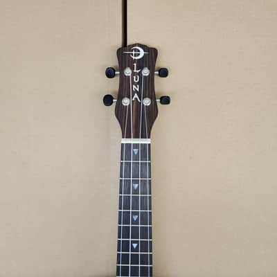 Luna UKE VMC CE RDS Vintage Mahogany Concert Ukulele with Built-In Tuner 2010s - Red Satin image 4