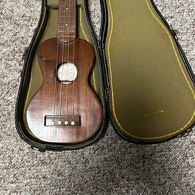Vintage Kapalai by Kamaka Soprano Ukulele – Hand Made in Hawaii by Takamori – c. 1950s–60s – Provenanced Kāneʻohe Original OwnEr image 16