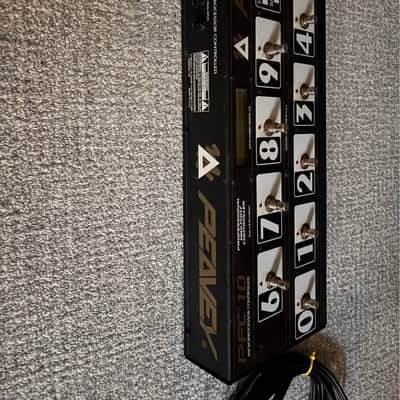 Peavey Tubefex Midi Tube Preamp with Digital Effects with PFC-10 Foot Controller image 5