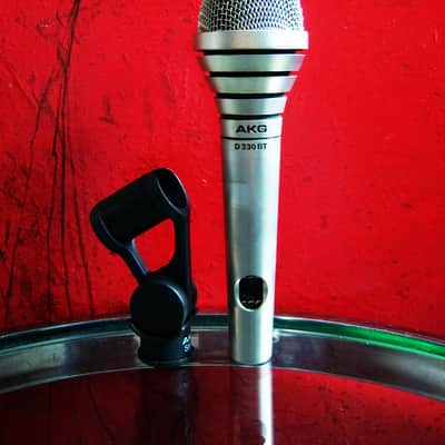 Vintage 1970's AKG D330BT / D320B dynamic hyper cardioid microphone Low Z w mic clip Tears For Fears ABBA Shure SM58 # 1 image 13