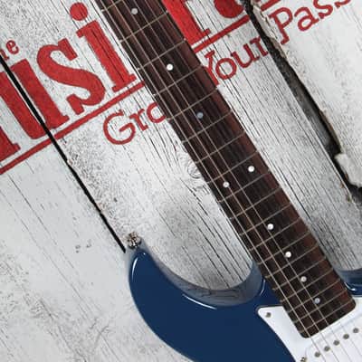 Yamaha PAC112V Double Cut Solid Body Electric Guitar United Blue Finish image 9