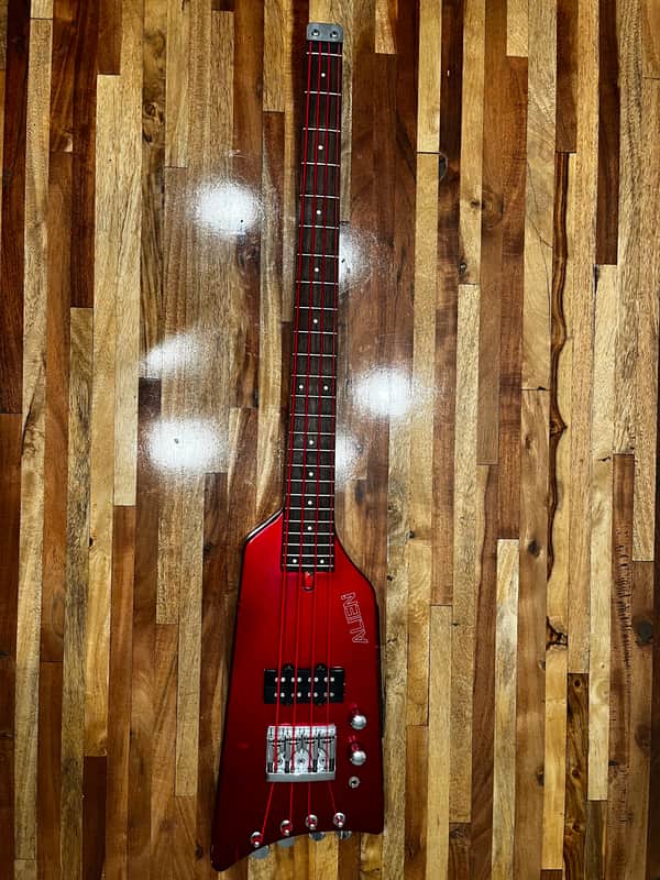Hondo Alien Headless Bass 1980 Candy Apple Red image 1