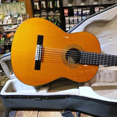 Yamaha GC32C Acoustic Guitar 2010s - Natural image 3