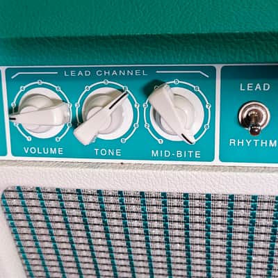 Tone King Imperial MKII 20-Watt 1x12" Guitar Combo 2015 - Present - Turquoise image 5