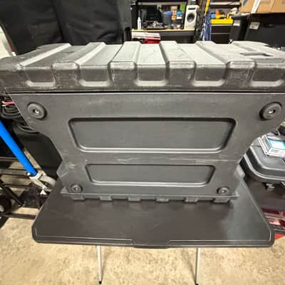 Gator G-PRO-4U-13 13" Deep 4U Molded Rack Case 2020s - Black image 4