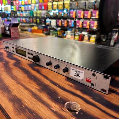 Klark Teknik DN7103 Delay EQ image 2