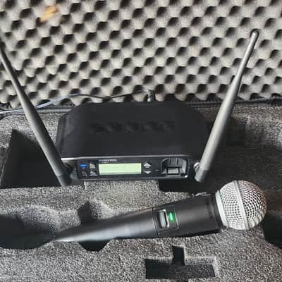 Shure GLXD24+/SM58 Z3 Dual Band Wireless Microphone System image 7