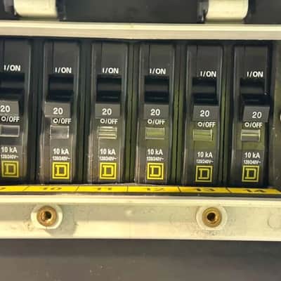 100A LEX POWER DISTRO 30A X2 L21-30, 20A X12 EDISON X 8NAC3 POWERCON #2368 image 5