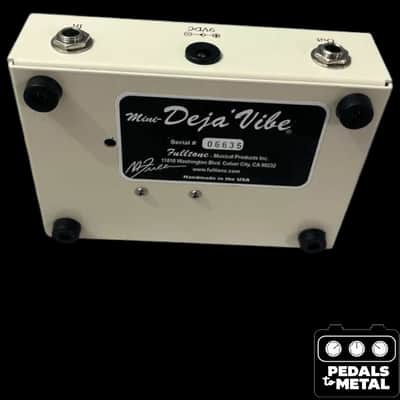 Fulltone Deja Vibe Vibrato/Chorus - White - X18487 image 7