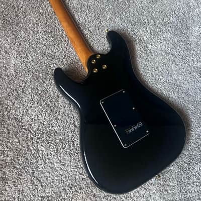 Jet Guitars JS-400 JS400 BKG, HSS Ceramic pickups, solid basswood body, 22 frets roasted maple neck, 2 point tremolo, gold hardware Free Setup image 5