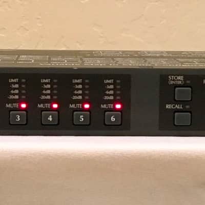 2 JBL VS3218-6 3-way speakers and 1 JBL DSC260 speaker processor image 5
