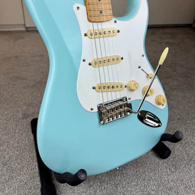 Fender Vintera '50s Stratocaster Modified - Daphne Blue image 3
