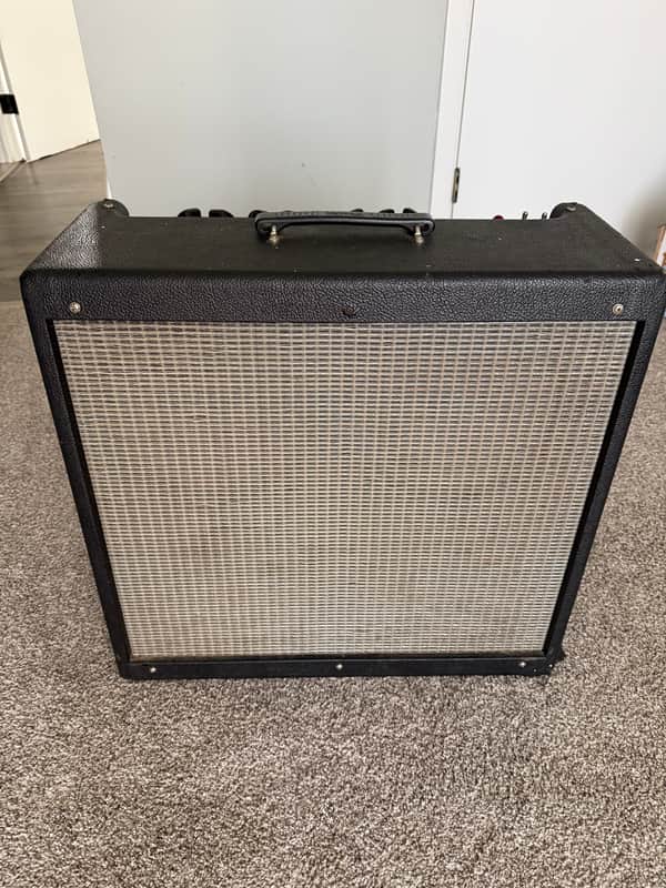 Fender Hot Rod DeVille 3-Channel 60-Watt 4x10