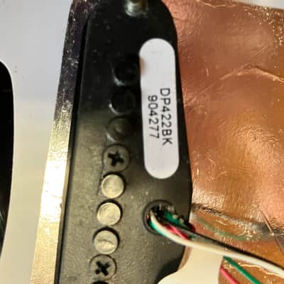 2014 Fender American Standard Stratocaster with Maple Fretboard 2008 - 2016 - 3-Color Sunburst image 15