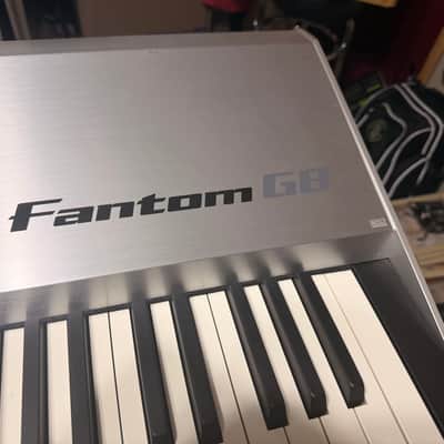 Roland Fantom-G8 (with foot pedal and keyboard cover) image 2
