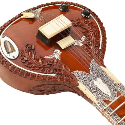 SITAR~RAVI SHANKAR STYLE~7 STRINGS~SWAN NECK~DESIGNER TUN WOOD~PICKUP TO CONNECT WITH AMPLIFIER~FLAT~WITH GIG BAG, MIZRABS & STRINGS image 6