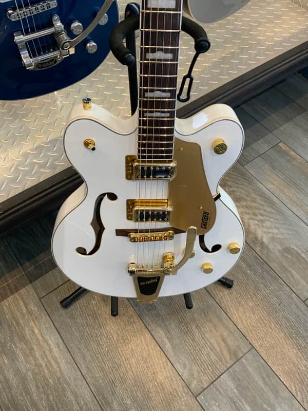 Gretsch G5422TG Electromatic Double Cutaway Hollow Body with Bigsby, Gold Hardware 2018 - Present - Snow Crest White image 1