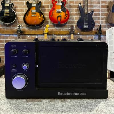 Focusrite iTrack Dock Mobile iPad Recording Interface 2010s - Black/Red image 3