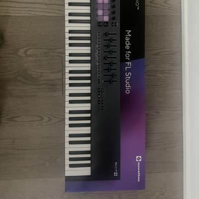 Novation FLkey 61 MIDI Keyboard Controller 2023 - Present - Black image 2
