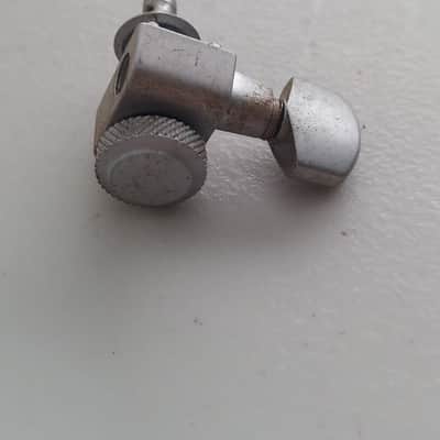 1990's Fender Stratocaster Deluxe Locking Tuner (T-228) image 1