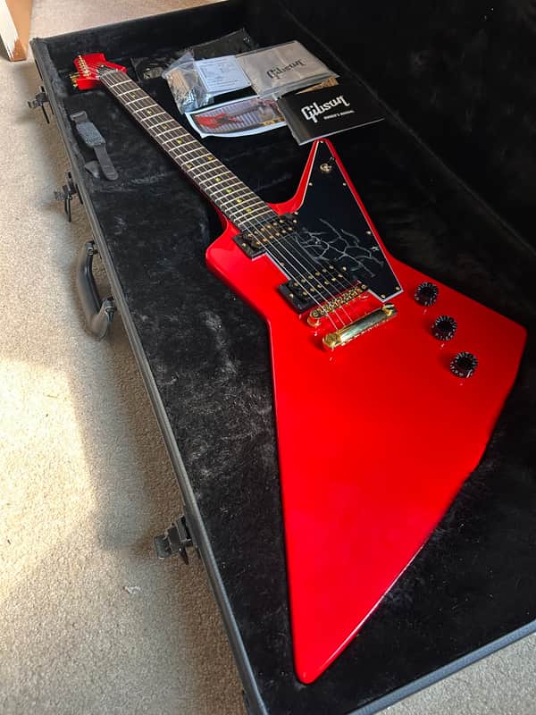 Gibson Lzzy Hale Signature Explorerbird 2022 - Cardinal Red - Image 2