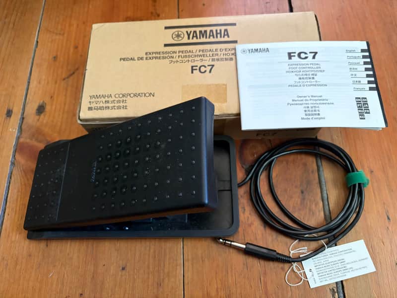 Yamaha FC7 Volume Pedal 2010s Black image 1