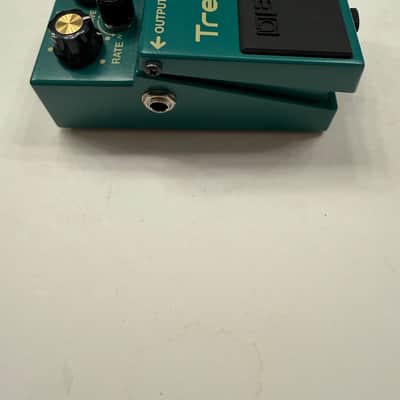 Boss Roland TR-2 Tremolo Guitar Effect Pedal image 3